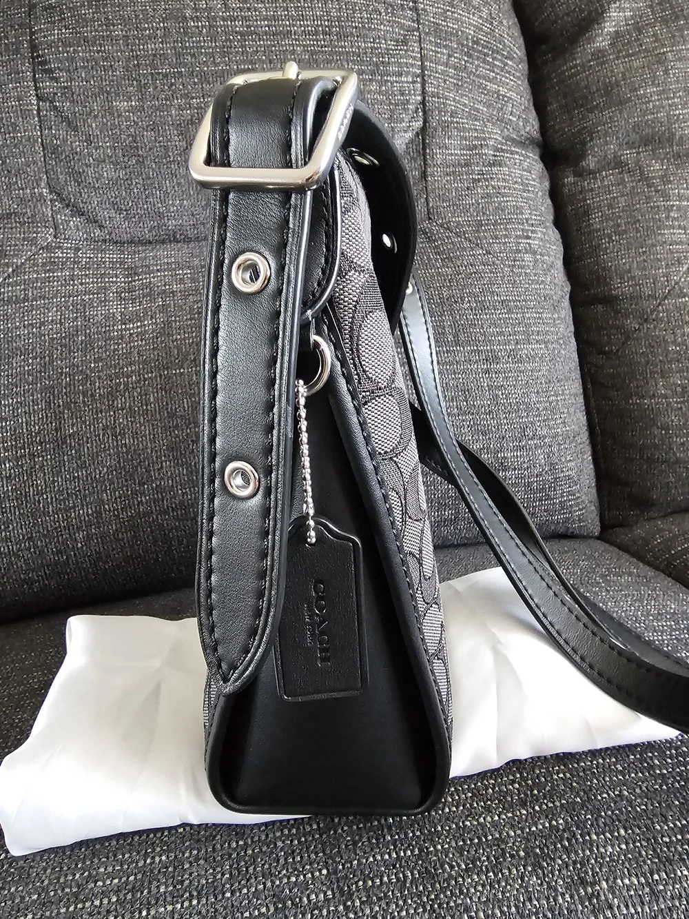 COACH Signature Canvas Tote in Gray/Black